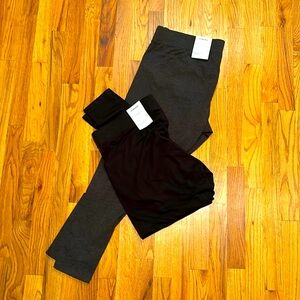 One black one gray pair Sonoma Everyday Leggings!